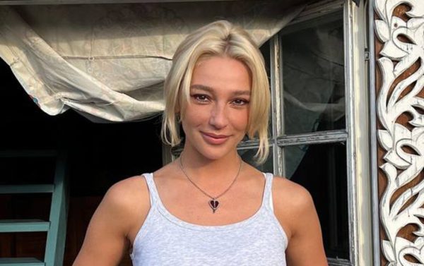 Блогер Ивлеева могла тайно выйти замуж