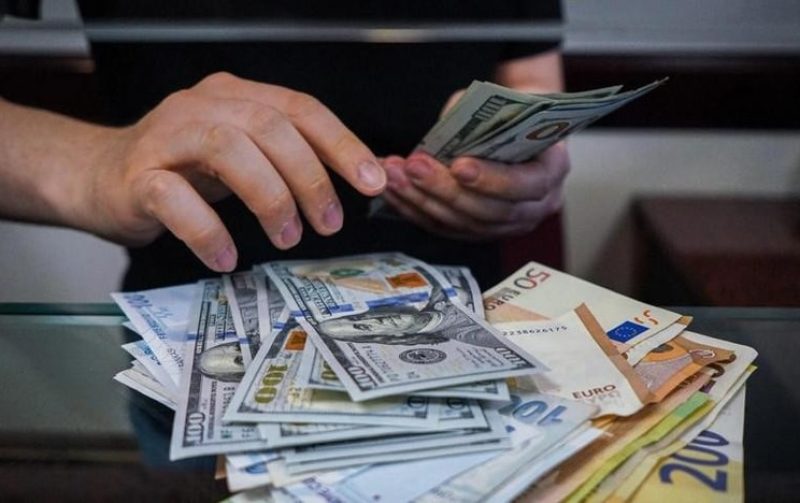 Доллар снова растет. Какие курсы валют установил Нацбанк РБ