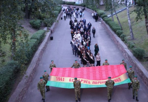 Гомельчане зажгли лампады памяти в День всенародной скорби