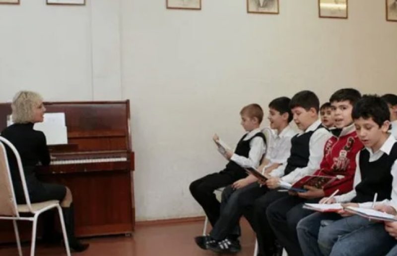 Запоют по-новому: Беларусь обновляет школьную программу по музыке