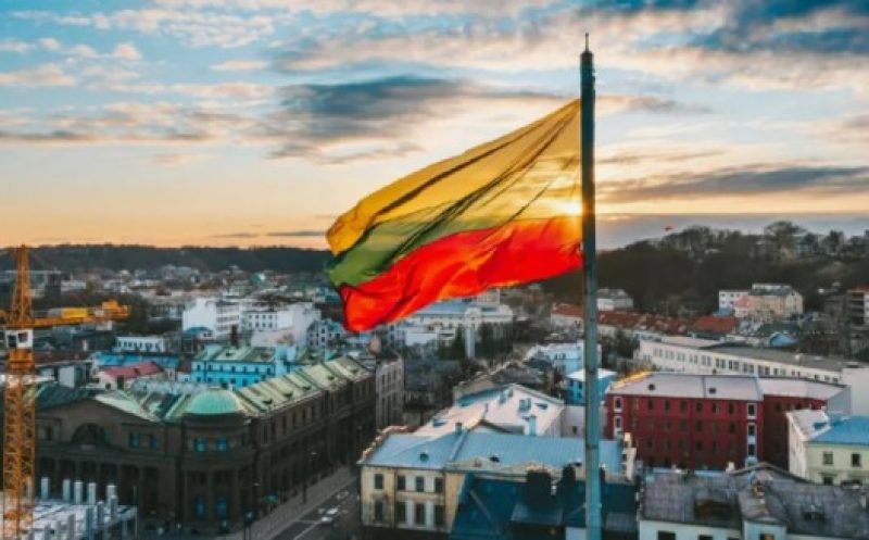 Литва продлила запрет на полеты у белорусской границы