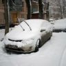 Расчищай или плати: за снег вокруг машины во дворе будут штрафовать