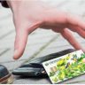 Минчанин нашел чужую карту и заплатил штраф 2250 рублей за покупку на 62 рубля