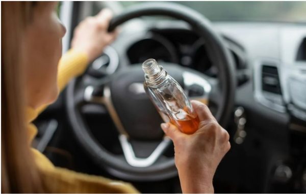 ГАИ задержала нетрезвую мать с ребенком за рулем и выписала штраф 9000 рублей